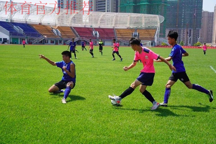 2014年江西省校园足球布局城市夏令营开营 2014年江西省校园足球布局城市夏令营开营